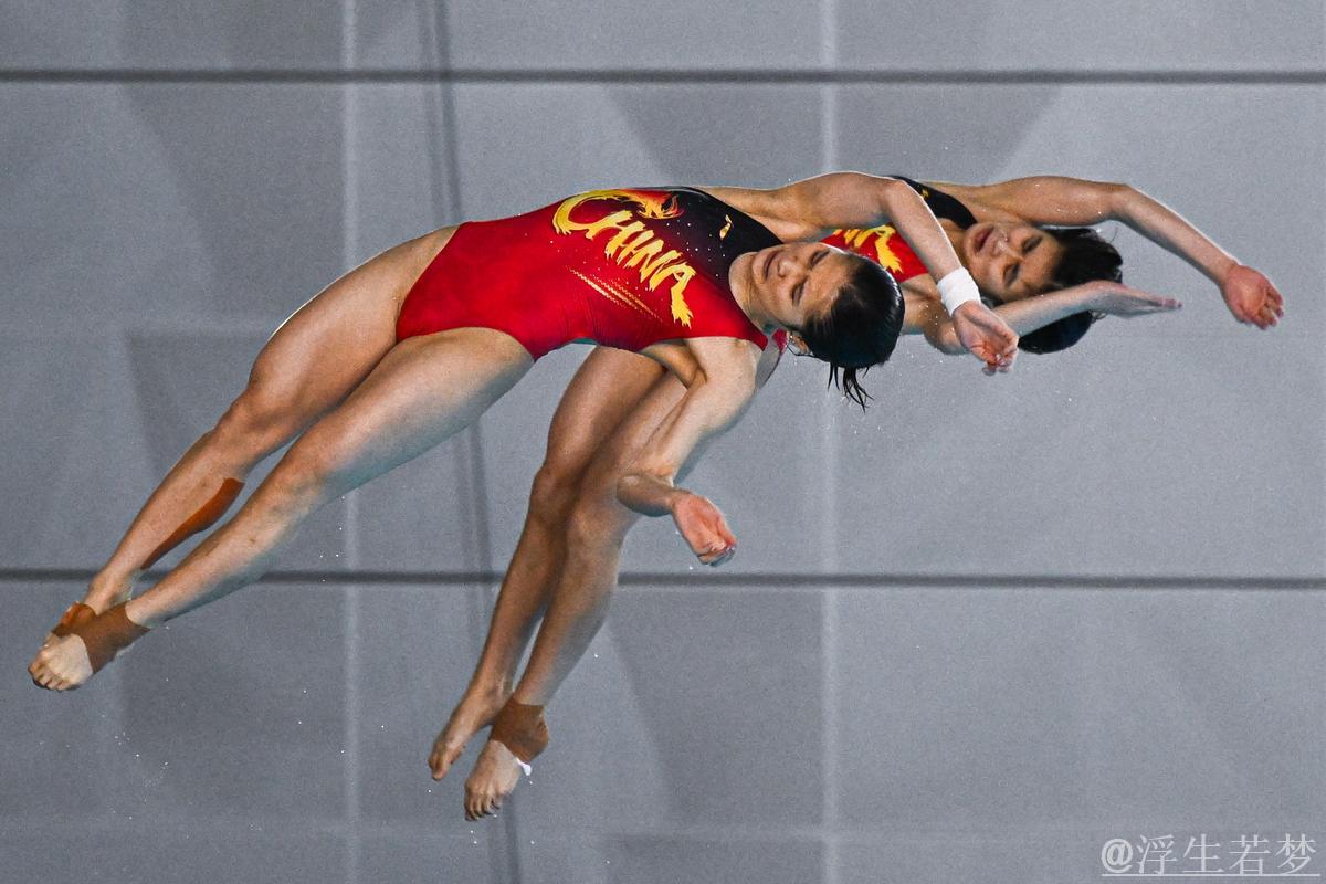 跳水世界杯巅峰对决:女子双人10米跳台冠军争夺战 跳水世界杯巅峰对决:女子双人10米跳台冠军争夺战