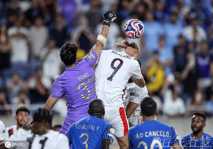 布努神级发挥!10次扑救力挽狂澜,曼城加时赛30脚射门狂进3球 布努神级发挥!10次扑救力挽狂澜,曼城加时赛30脚射门狂进3球